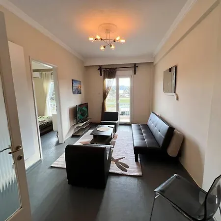 στη καρδιά της πόλης Apartment *